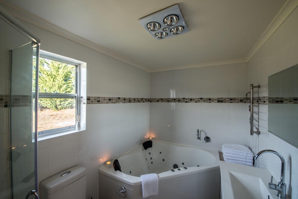 Charles Reuben Estate Guest House โฮบาร์ต ภายนอก รูปภาพ
