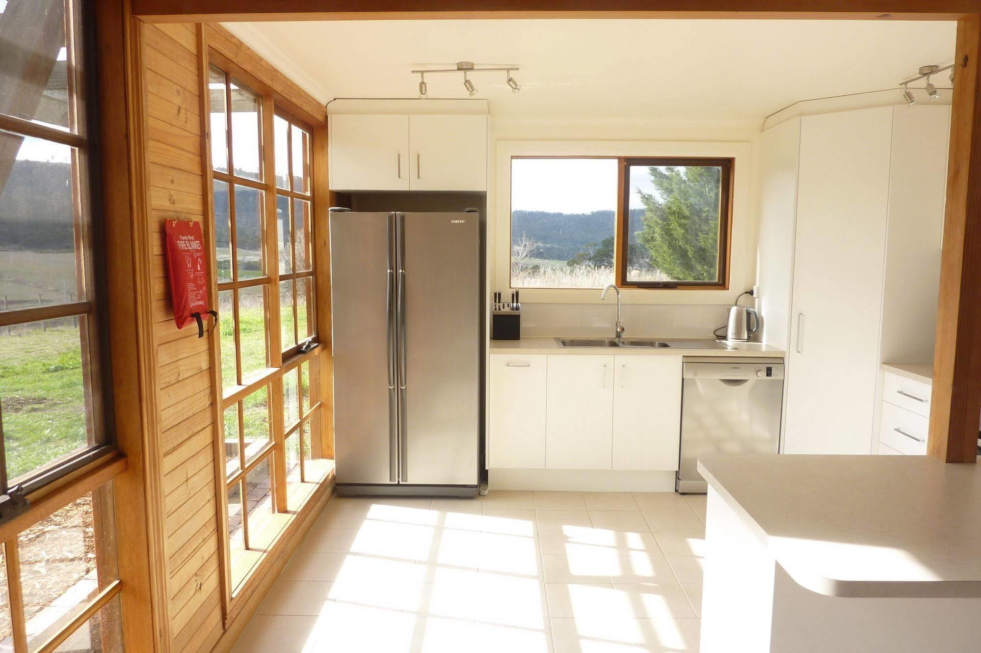 Charles Reuben Estate Guest House โฮบาร์ต ภายนอก รูปภาพ