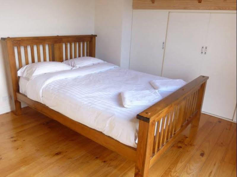 Charles Reuben Estate Guest House โฮบาร์ต ภายนอก รูปภาพ